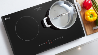 Loạt bếp điện từ giảm sâu dịp đầu năm